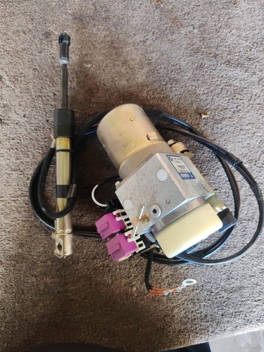 Bmw roof pump 8407224 - pump,